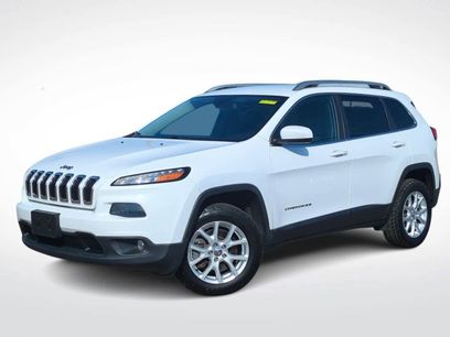 Used 2018 Jeep Cherokee Latitude Plus w/ Cold Weather Group