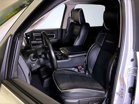 Used 2024 RAM 2500 Laramie image 21