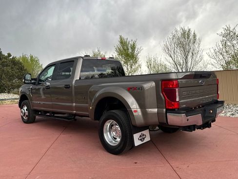 Used 2021 Ford F350 XLT w/ XLT Value Package image 5