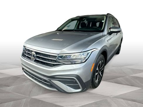 Used 2023 Volkswagen Tiguan S w/ Driver Assistance Package FWD image 4