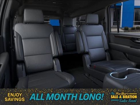 New 2026 Chevrolet Suburban LT image 17