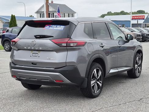 Used 2023 Nissan Rogue SL AWD/4WD image 3