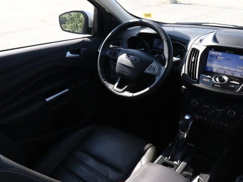Certified 2019 Ford Escape Titanium AWD/4WD image 12