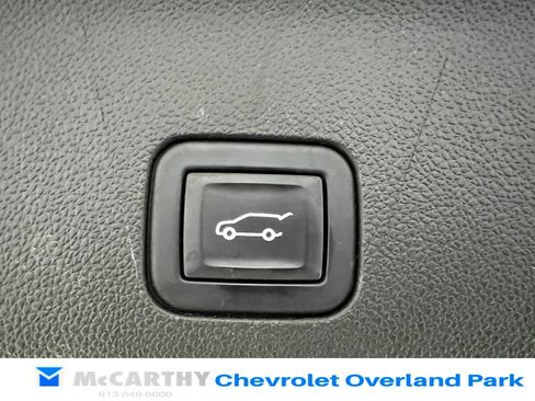 Used 2023 GMC Yukon XL AT4 w/ Technology Package AWD/4WD image 34