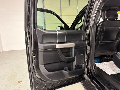 Used 2019 Ford F150 Lariat w/ Equipment Group 502A Luxury AWD/4WD image 16