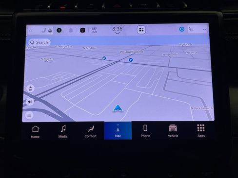 Certified 2025 Jeep Grand Cherokee Limited image 17