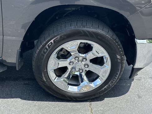 Used 2021 RAM 1500 Big Horn AWD/4WD image 16
