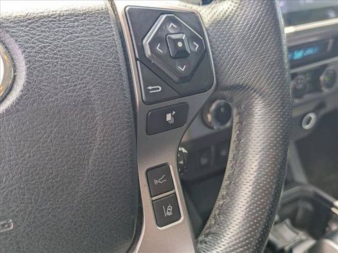 Used 2021 Toyota Tacoma SR5 w/ Trail Edition AWD/4WD image 12