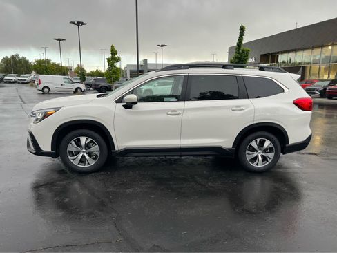 Used 2025 Subaru Ascent Premium AWD/4WD image 12