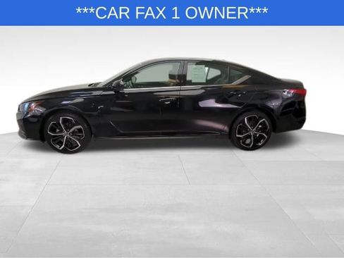 Used 2024 Nissan Altima 2.5 SR FWD image 3