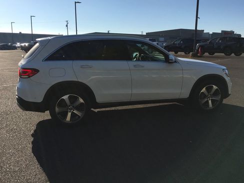 Used 2021 Mercedes-Benz GLC 300 4MATIC image 7