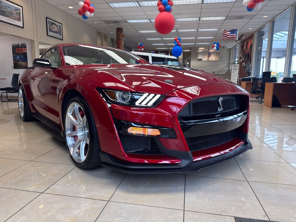 Used 2021 Ford Mustang Shelby GT500 w/ Technology Package RWD image 9
