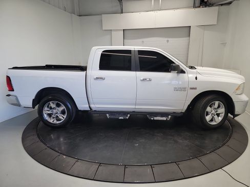 Used 2016 RAM 1500 Big Horn AWD/4WD image 11