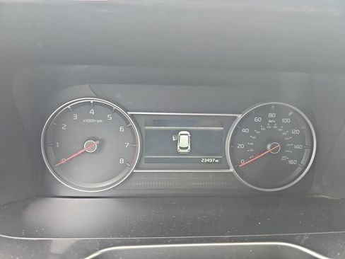 Used 2023 Kia Sorento LX AWD/4WD image 16