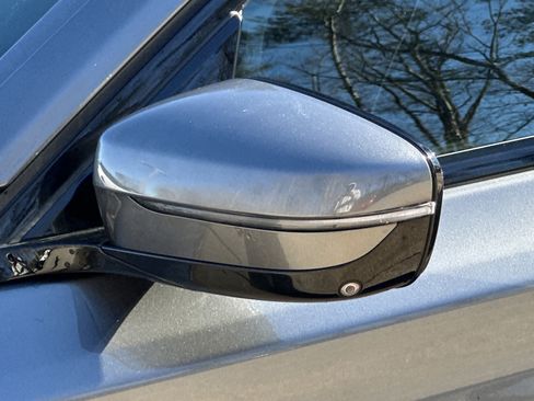 Used 2017 BMW 750i xDrive image 35