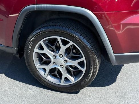 Used 2019 Jeep Grand Cherokee Limited w/ Trailer Tow Group IV RWD image 8