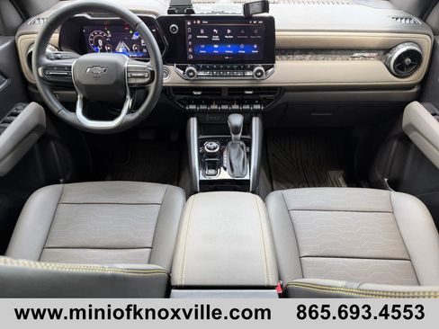 Used 2024 Chevrolet Colorado ZR2 w/ ZR2 Convenience Package III AWD/4WD image 18