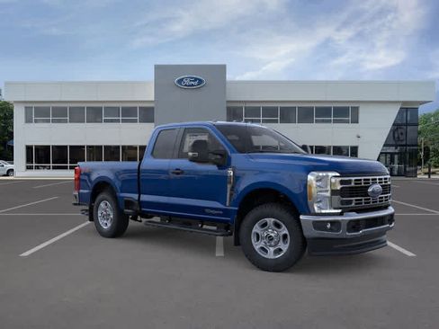 New 2026 Ford F250 XLT image 7