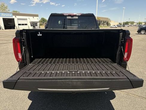 Used 2024 GMC Sierra 1500 Denali w/ Denali Reserve Package AWD/4WD image 23