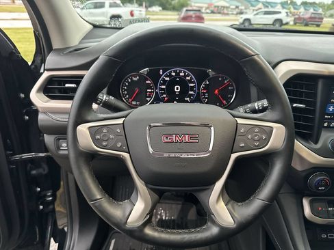 Used 2023 GMC Acadia Denali w/ Black Diamond Edition AWD/4WD image 15