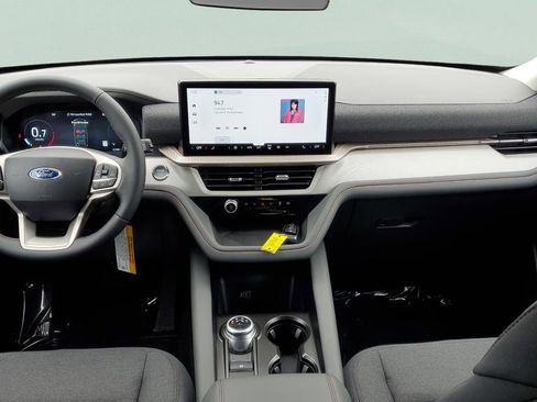 New 2026 Ford Explorer Active image 20