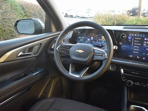 New 2026 Chevrolet Traverse LT w/ Driver Confidence Package image 21