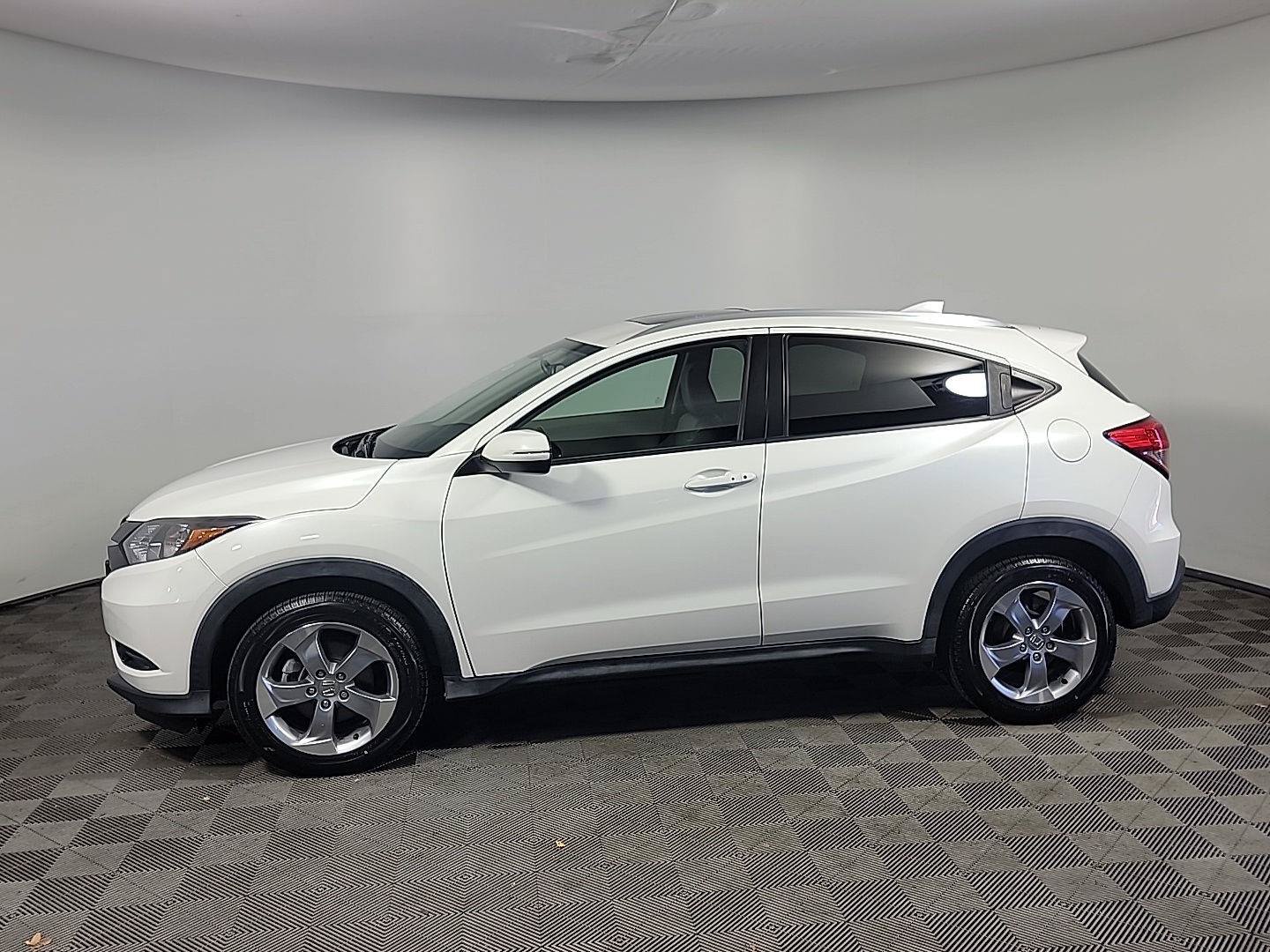 Certified 2017 Honda HR-V EX-L image 10