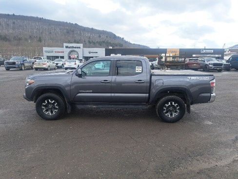 Used 2021 Toyota Tacoma TRD Off-Road image 7