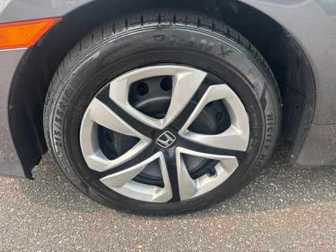 Certified 2020 Honda Civic LX image 11