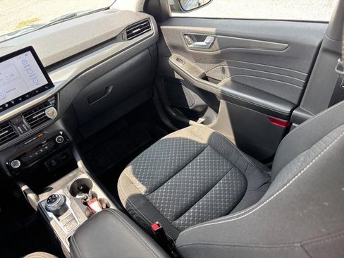 Used 2023 Ford Escape Active w/ Tech Pack #2 AWD/4WD image 16