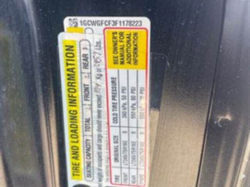 Used 2015 Chevrolet Express 2500 image 16