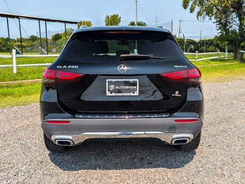 Used 2023 Mercedes-Benz GLA 250 4MATIC image 6