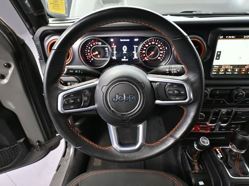 Used 2022 Jeep Gladiator Mojave w/ Auxiliary Switch Group image 26