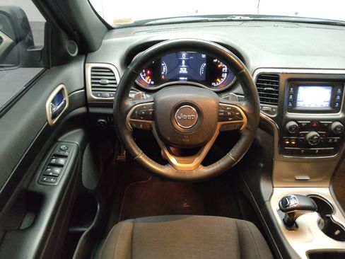 Used 2014 Jeep Grand Cherokee Laredo w/ Security & Convenience Group AWD/4WD image 22