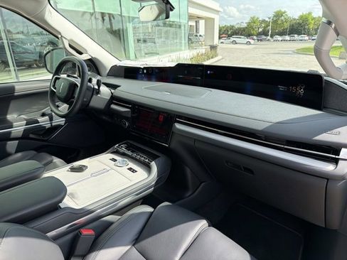 New 2025 Lincoln Navigator Reserve image 20