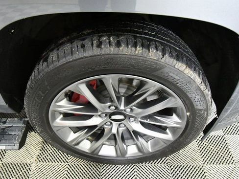 Used 2020 Cadillac Escalade Platinum image 18