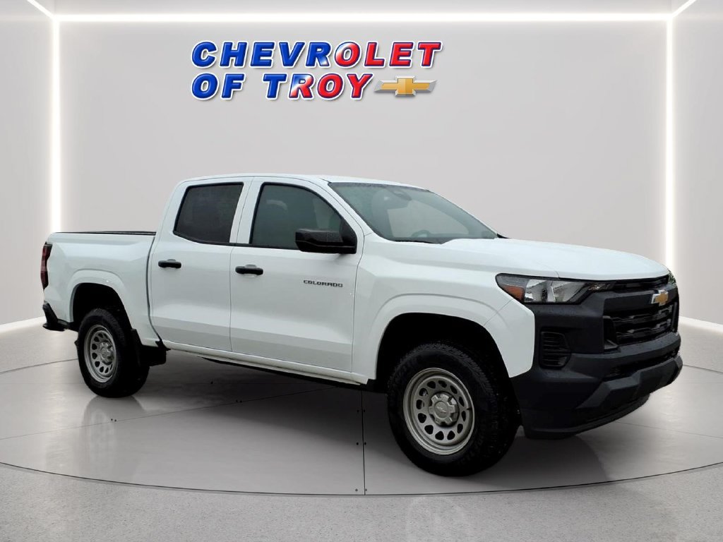 Used 2024 Chevrolet Colorado W/T RWD image 1