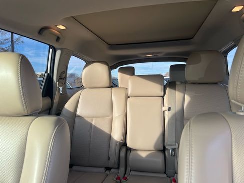 Used 2019 Nissan Pathfinder Platinum image 36