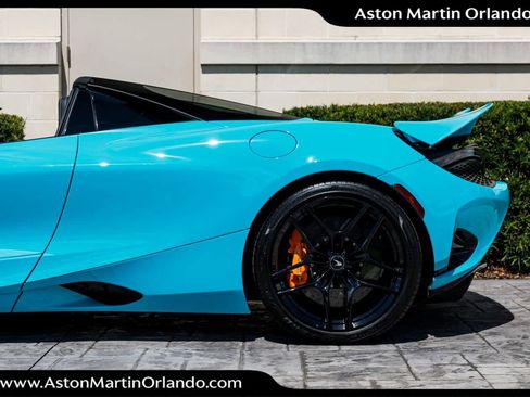 Used 2024 McLaren 750S Spider image 42