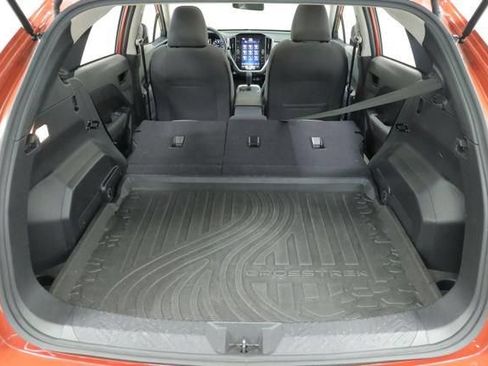 Used 2025 Subaru Crosstrek 2.5i Premium AWD/4WD image 34