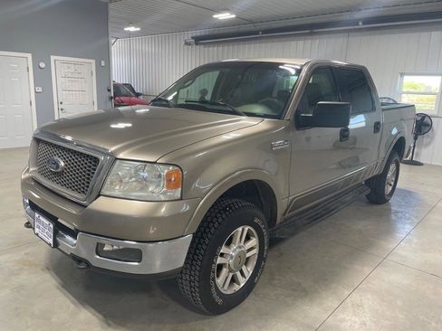 Used 2005 Ford F150 Lariat AWD/4WD image 3