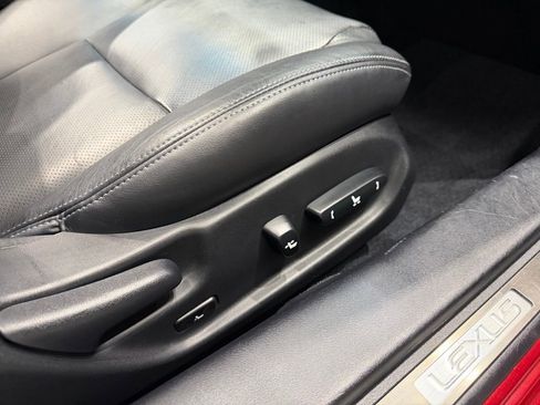 Used 2012 Lexus IS 350C w/ Luxury Pkg image 40