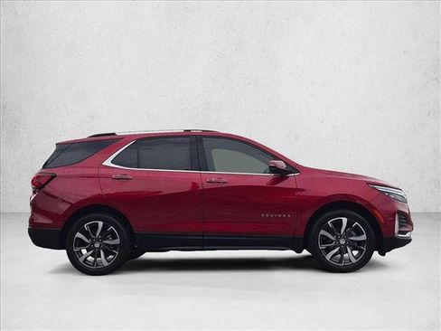 Used 2023 Chevrolet Equinox Premier w/ LPO, Floor Liner Package FWD image 10