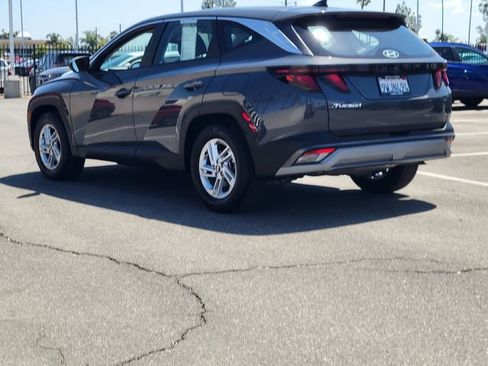 Used 2026 Hyundai Tucson SE FWD image 3