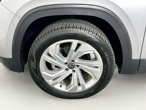 Used 2023 Volkswagen Atlas SE w/ Panoramic Sunroof Package image 34