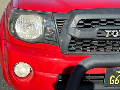 Used 2006 Toyota Tacoma PreRunner RWD image 14