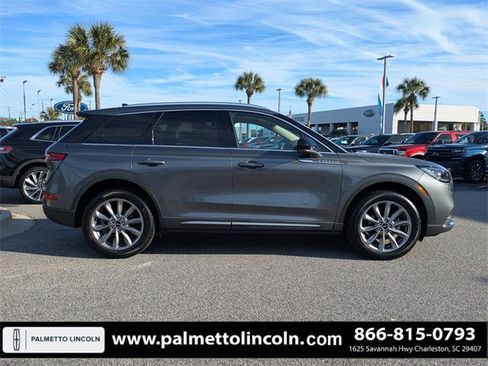 Certified 2022 Lincoln Corsair FWD w/ Premium Package image 3