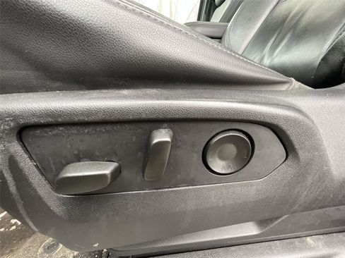 Used 2021 Chevrolet Tahoe LT w/ LT Signature Package image 13