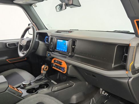Used 2021 Ford Bronco 4-Door AWD/4WD image 31