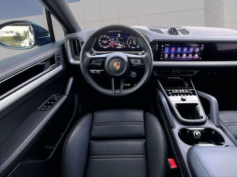 Used 2026 Porsche Cayenne S AWD/4WD image 13